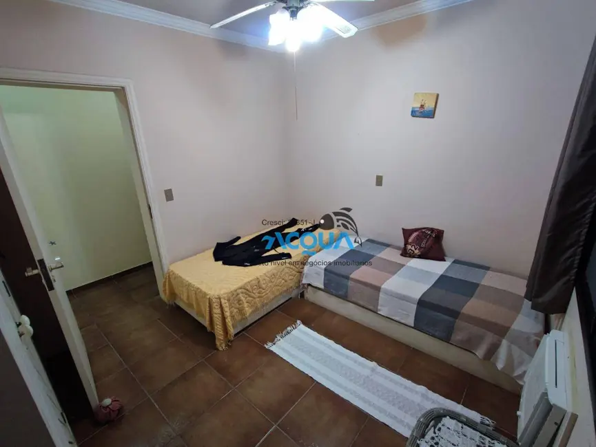 Foto 7 de Apartamento com 3 quartos à venda, 130m2 em Guaruja - SP