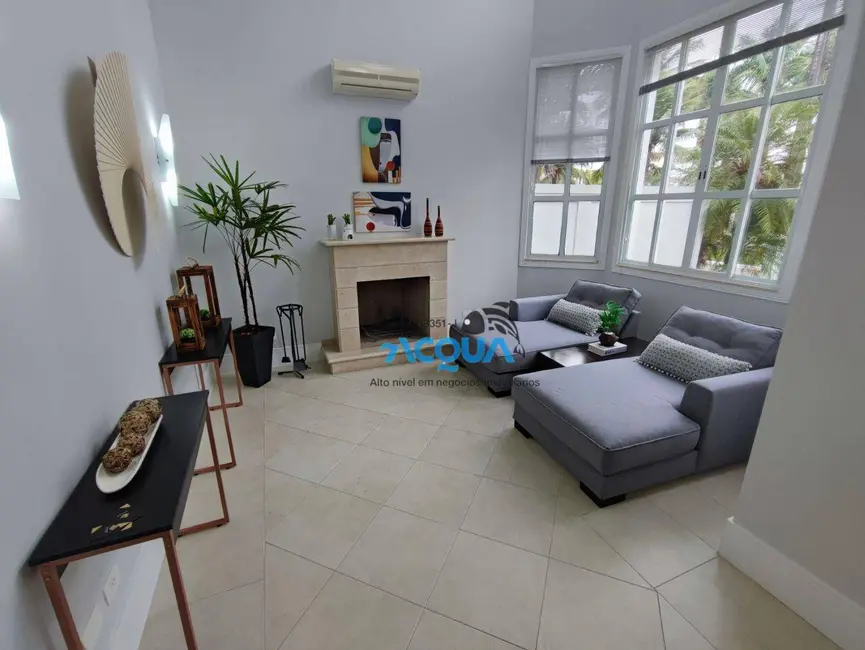 Casa de Condomínio com 6 quartos à venda, 1000m2 em Acapulco, Guaruja - SP - imagem 5 Foto 5 de Casa de Condomínio com 6 quartos à venda, 1000m2 em Acapulco, Guaruja - SP