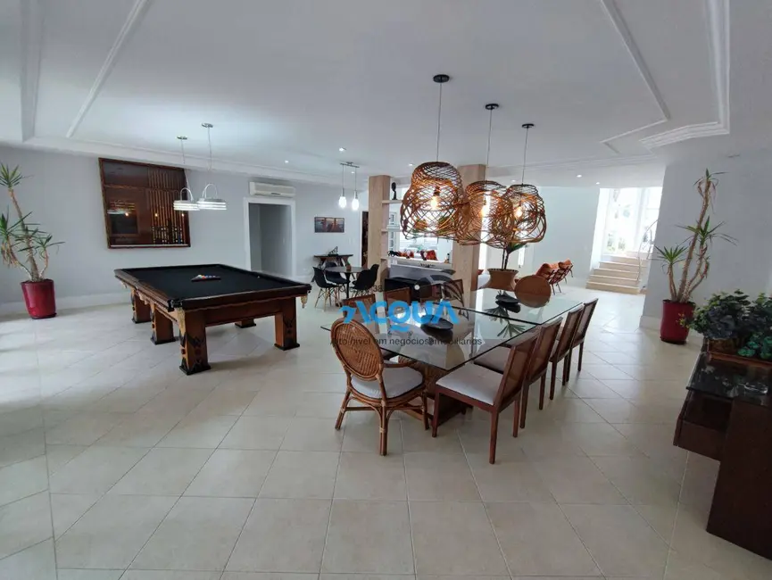 Casa de Condomínio com 6 quartos à venda, 1000m2 em Acapulco, Guaruja - SP - imagem 3 Foto 3 de Casa de Condomínio com 6 quartos à venda, 1000m2 em Acapulco, Guaruja - SP