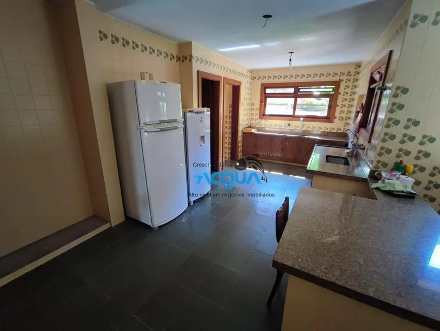 Casa de Condomínio com 6 quartos à venda, 1000m2 em Acapulco, Guaruja - SP - imagem 4 Foto 4 de Casa de Condomínio com 6 quartos à venda, 1000m2 em Acapulco, Guaruja - SP