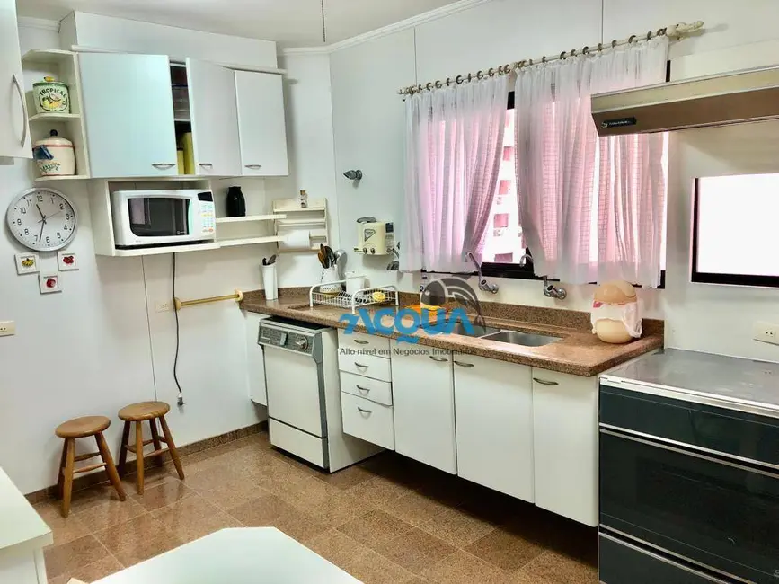 Apartamento com 5 quartos à venda, 127m2 em Guaruja - SP - imagem 3 Foto 3 de Apartamento com 5 quartos à venda, 127m2 em Guaruja - SP