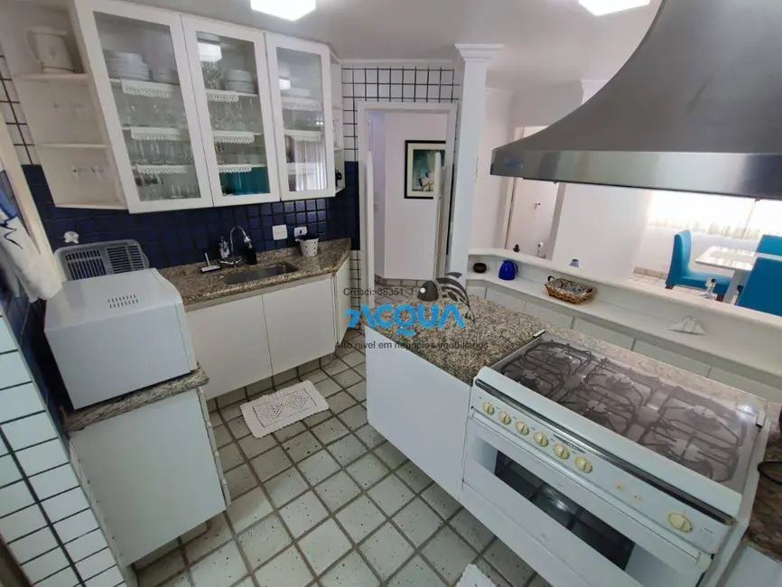 Foto 6 de Apartamento com 3 quartos à venda, 130m2 em Guaruja - SP