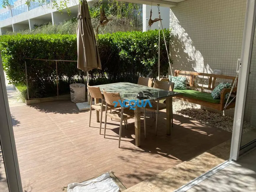 Sobrado com 5 quartos à venda, 232m2 em Balneário Praia do Pernambuco, Guaruja - SP - imagem 6 Foto 6 de Sobrado com 5 quartos à venda, 232m2 em Balneário Praia do Pernambuco, Guaruja - SP