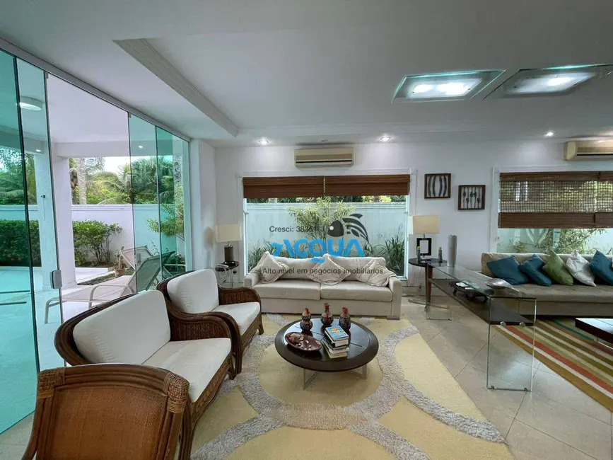 Sobrado com 5 quartos à venda, 589m2 em Guaruja - SP - imagem 7 Foto 7 de Sobrado com 5 quartos à venda, 589m2 em Guaruja - SP