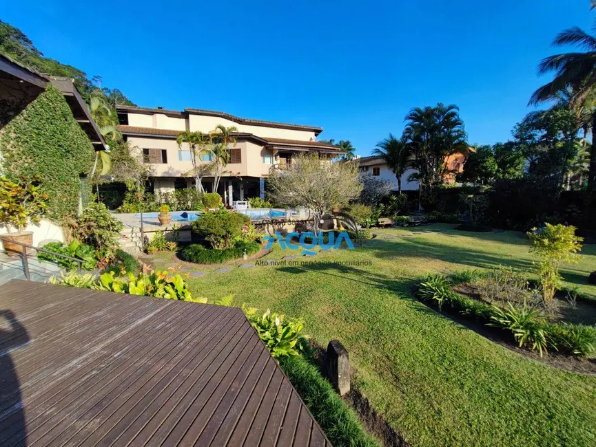Sobrado com 4 quartos à venda, 3800m2 em Guaruja - SP - imagem 9 Foto 9 de Sobrado com 4 quartos à venda, 3800m2 em Guaruja - SP