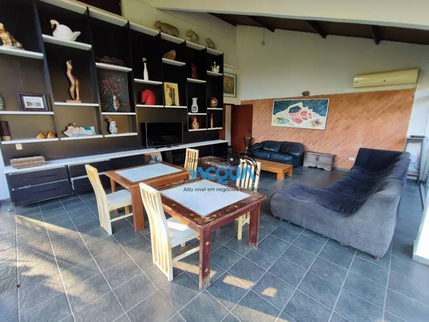 Sobrado com 4 quartos à venda, 3800m2 em Guaruja - SP - imagem 5 Foto 5 de Sobrado com 4 quartos à venda, 3800m2 em Guaruja - SP