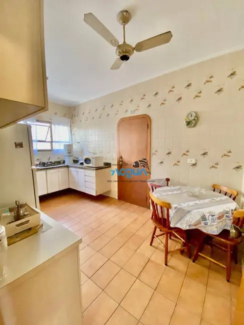 Foto 7 de Apartamento com 4 quartos à venda, 160m2 em Jardim Três Marias, Guaruja - SP