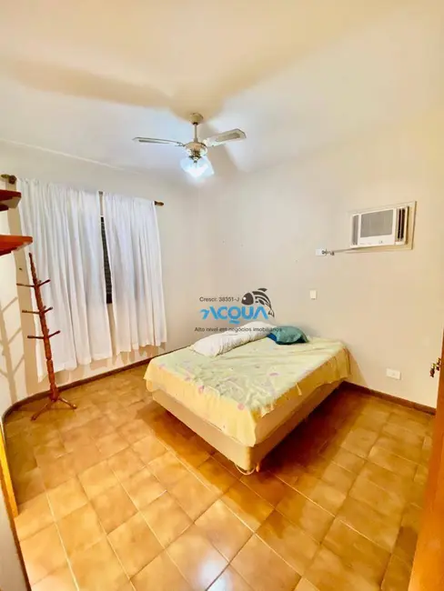 Foto 9 de Apartamento com 4 quartos à venda, 160m2 em Jardim Três Marias, Guaruja - SP