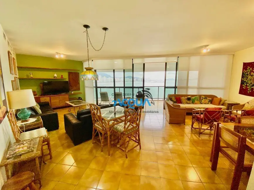 Foto 2 de Apartamento com 3 quartos à venda, 150m2 em Jardim Astúrias, Guaruja - SP