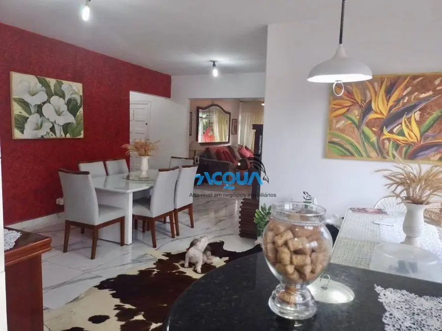 Foto 1 de Casa de Condomínio com 4 quartos à venda, 200m2 em Guaruja - SP