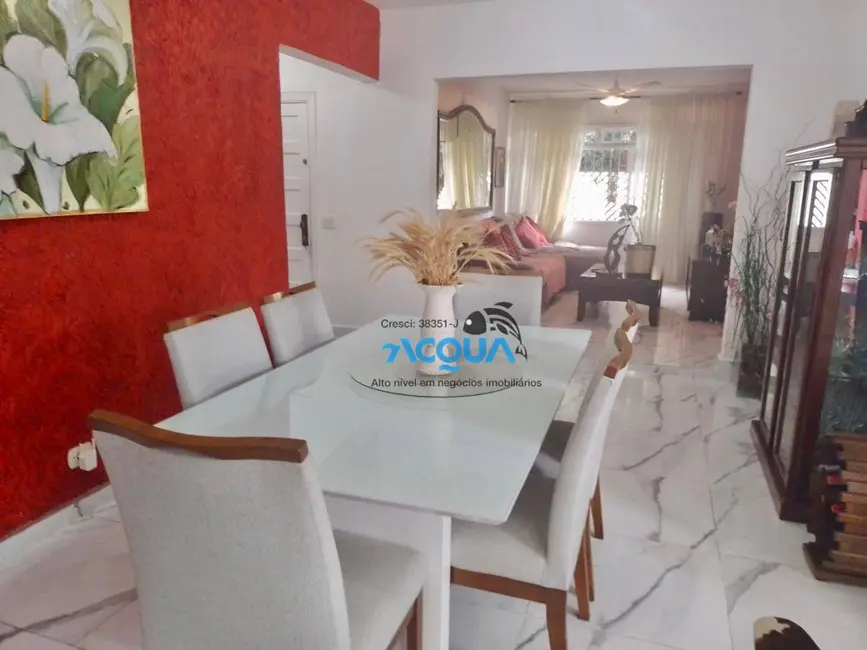 Foto 4 de Casa de Condomínio com 4 quartos à venda, 200m2 em Guaruja - SP