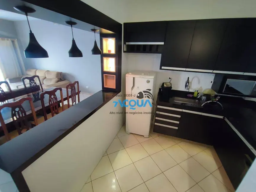 Apartamento com 1 quarto à venda, 77m2 em Jardim Virgínia, Guaruja - SP - imagem 5 Foto 5 de Apartamento com 1 quarto à venda, 77m2 em Jardim Virgínia, Guaruja - SP