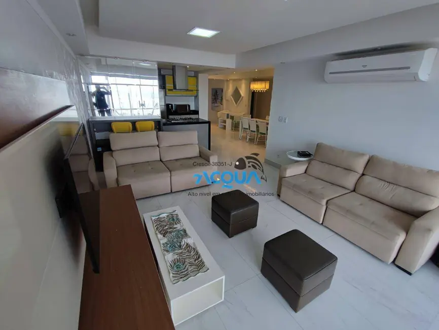 Apartamento com 4 quartos à venda, 127m2 em Pitangueiras, Guaruja - SP - imagem 3 Foto 3 de Apartamento com 4 quartos à venda, 127m2 em Pitangueiras, Guaruja - SP