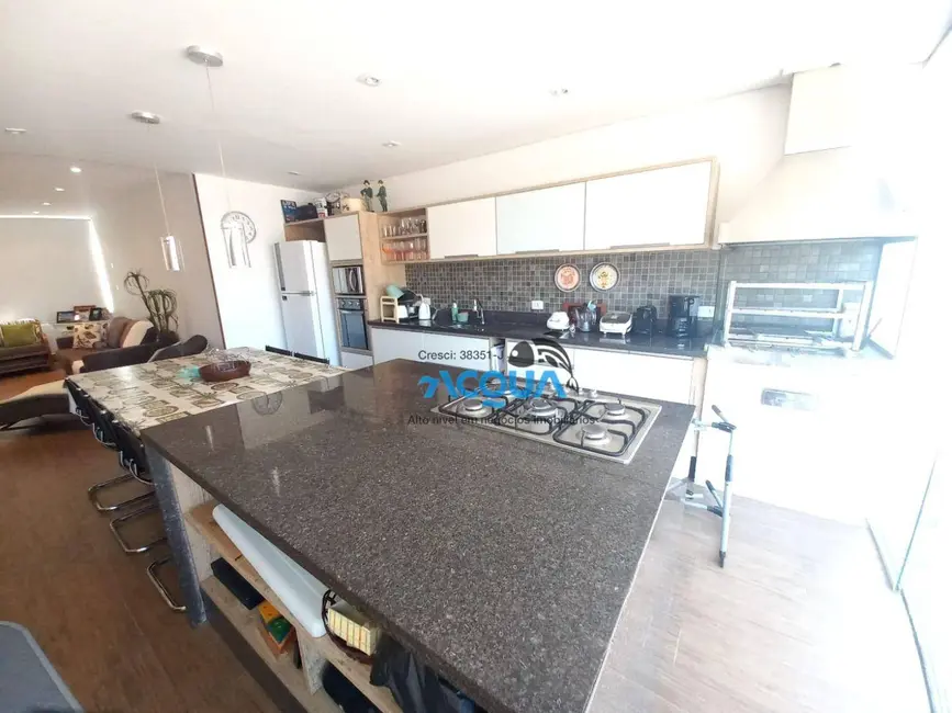 Cobertura com 4 quartos à venda, 170m2 em Jardim Três Marias, Guaruja - SP - imagem 3 Foto 3 de Cobertura com 4 quartos à venda, 170m2 em Jardim Três Marias, Guaruja - SP