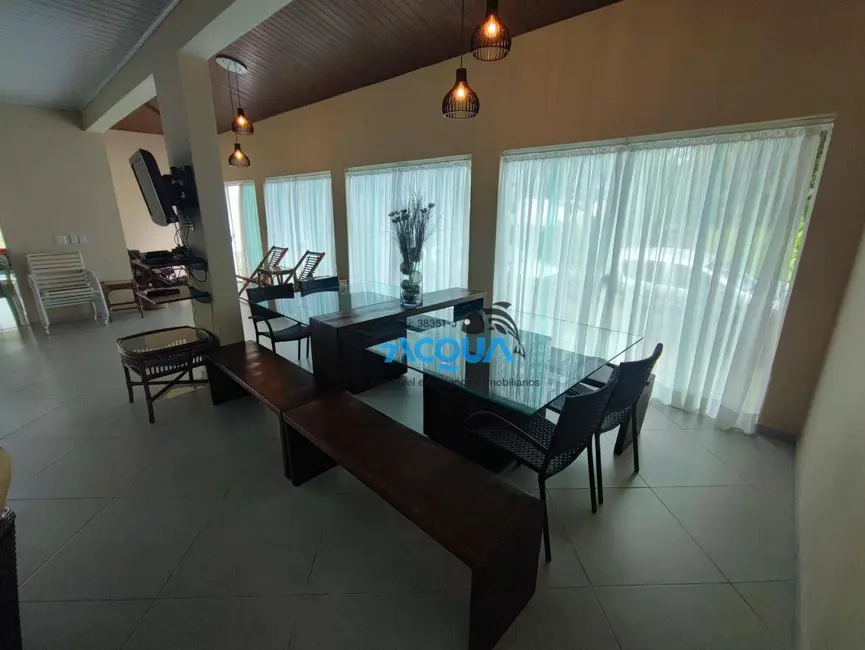 Casa de Condomínio com 4 quartos à venda e para alugar, 400m2 em Balneario Praia do Perequê, Guaruja - SP - imagem 3 Foto 3 de Casa de Condomínio com 4 quartos à venda e para alugar, 400m2 em Balneario Praia do Perequê, Guaruja - SP