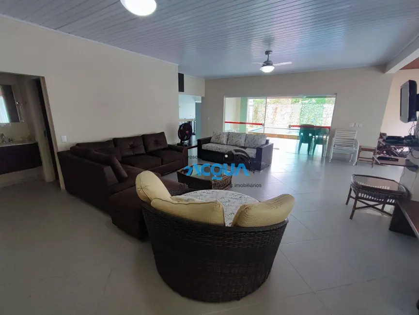 Foto 2 de Casa de Condomínio com 4 quartos à venda e para alugar, 400m2 em Balneario Praia do Perequê, Guaruja - SP