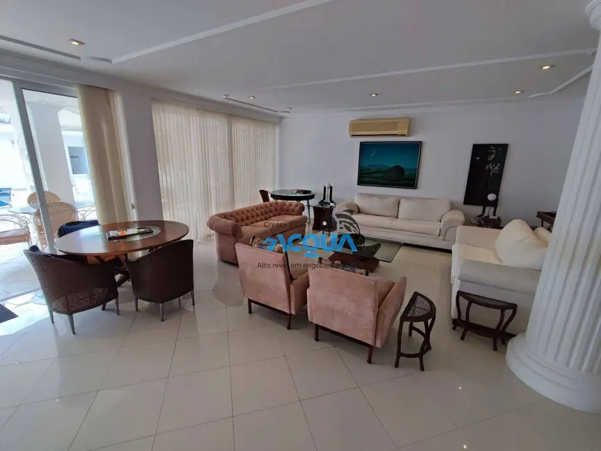 Casa de Condomínio com 5 quartos à venda, 525m2 em Jardim Acapulco, Guaruja - SP - imagem 5 Foto 5 de Casa de Condomínio com 5 quartos à venda, 525m2 em Jardim Acapulco, Guaruja - SP