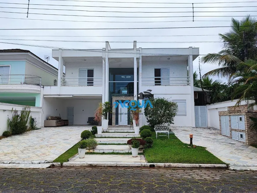 Foto 1 de Casa de Condomínio com 7 quartos para alugar, 525m2 em Jardim Acapulco, Guaruja - SP
