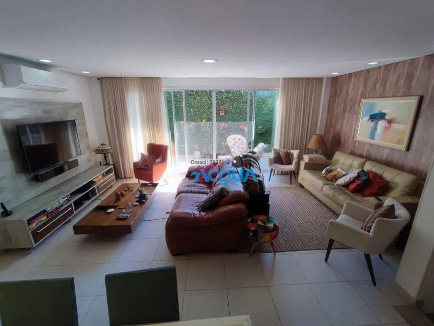 Casa de Condomínio com 3 quartos à venda, 218m2 em Jardim Três Marias, Guaruja - SP - imagem 3 Foto 3 de Casa de Condomínio com 3 quartos à venda, 218m2 em Jardim Três Marias, Guaruja - SP