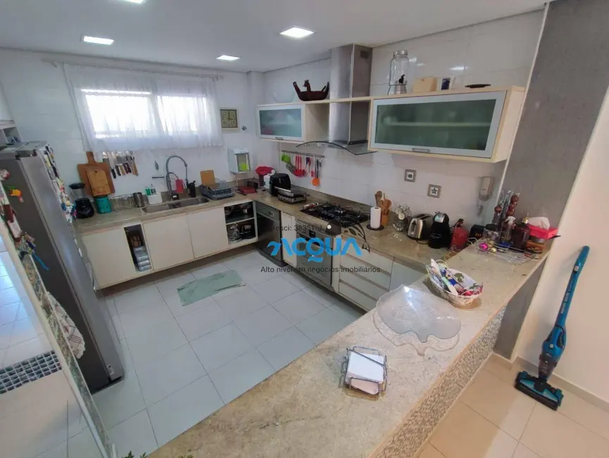 Casa de Condomínio com 3 quartos à venda, 218m2 em Jardim Três Marias, Guaruja - SP - imagem 7 Foto 7 de Casa de Condomínio com 3 quartos à venda, 218m2 em Jardim Três Marias, Guaruja - SP