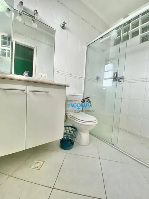 Foto 8 de Apartamento com 2 quartos à venda em Guaruja - SP