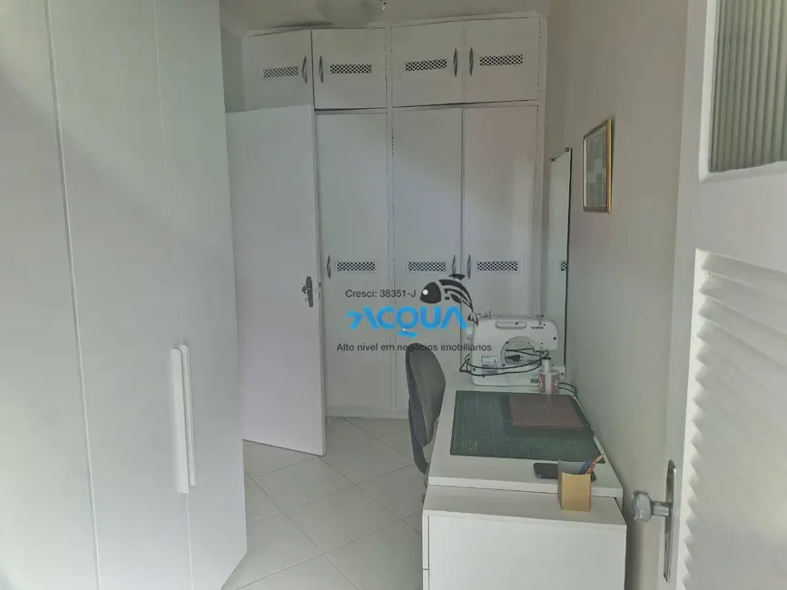 Apartamento com 2 quartos para alugar, 120m2 em Guaruja - SP - imagem 9 Foto 9 de Apartamento com 2 quartos para alugar, 120m2 em Guaruja - SP