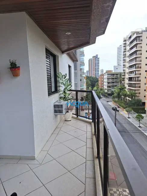 Apartamento com 2 quartos para alugar, 120m2 em Guaruja - SP - imagem 4 Foto 4 de Apartamento com 2 quartos para alugar, 120m2 em Guaruja - SP