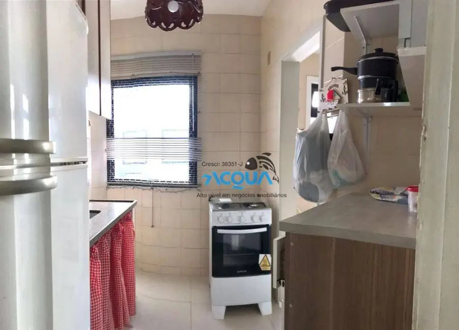 Foto 4 de Apartamento com 2 quartos à venda, 83m2 em Jardim Las Palmas, Guaruja - SP
