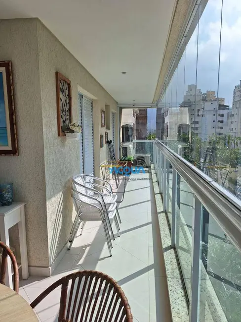 Foto 4 de Apartamento com 3 quartos à venda, 115m2 em Guaruja - SP