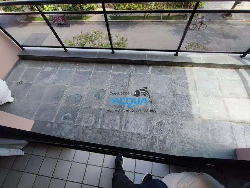 Foto 5 de Apartamento com 2 quartos à venda em Guaruja - SP