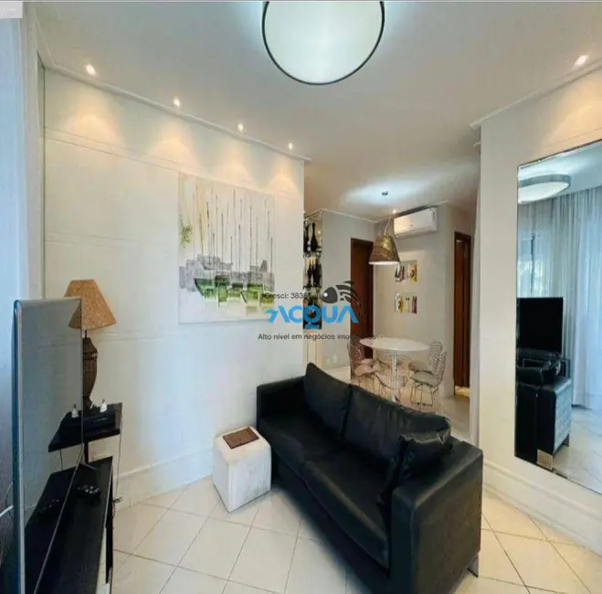 Foto 3 de Apartamento com 3 quartos à venda, 150m2 em Vila Alzira, Guaruja - SP