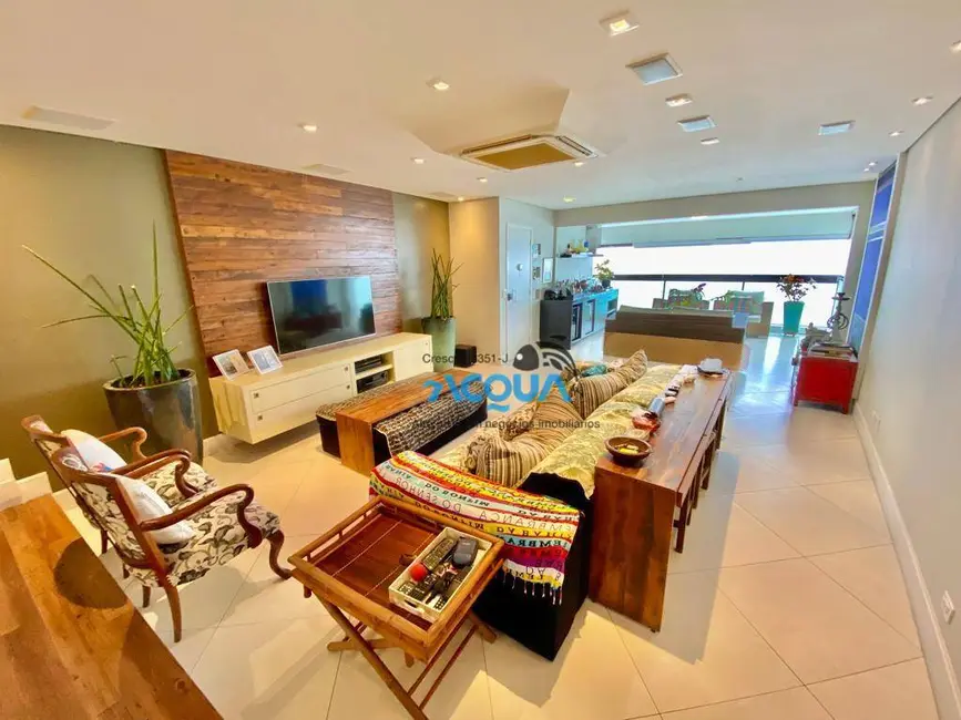 Apartamento com 3 quartos à venda, 186m2 em Guaruja - SP - imagem 1 Foto 1 de Apartamento com 3 quartos à venda, 186m2 em Guaruja - SP