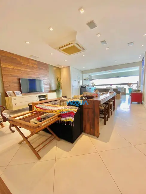 Apartamento com 3 quartos à venda, 186m2 em Guaruja - SP - imagem 6 Foto 6 de Apartamento com 3 quartos à venda, 186m2 em Guaruja - SP