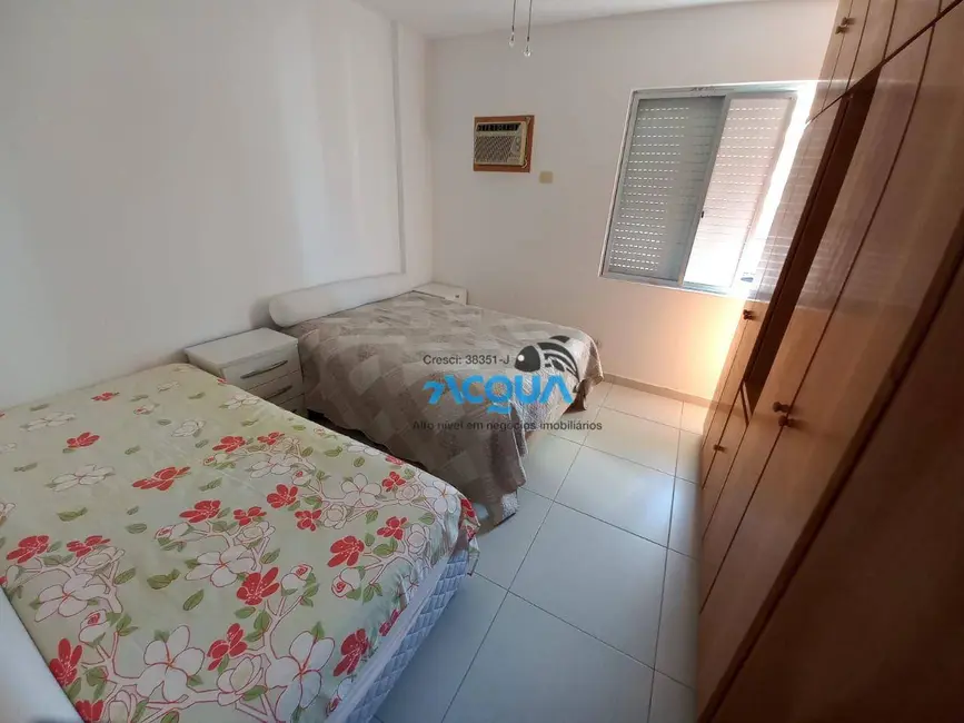 Foto 6 de Apartamento com 3 quartos à venda, 90m2 em Guaruja - SP