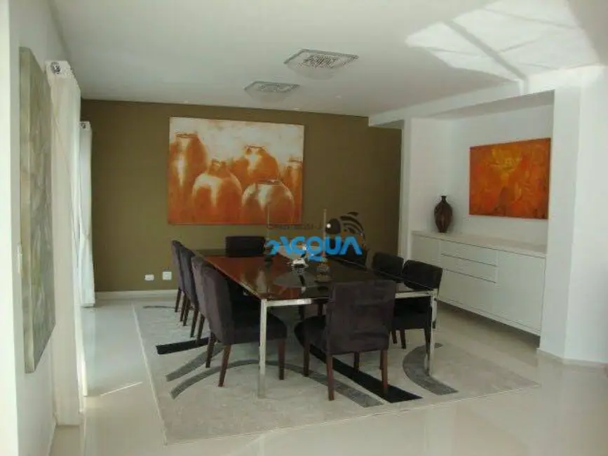 Sobrado com 5 quartos à venda, 750m2 em Acapulco, Guaruja - SP - imagem 9 Foto 9 de Sobrado com 5 quartos à venda, 750m2 em Acapulco, Guaruja - SP