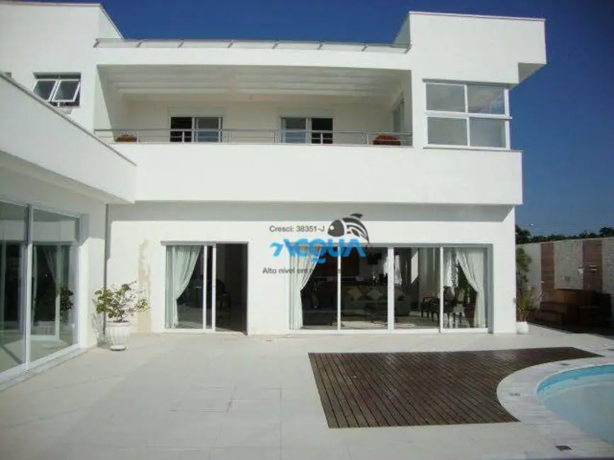 Sobrado com 5 quartos à venda, 750m2 em Acapulco, Guaruja - SP - imagem 2 Foto 2 de Sobrado com 5 quartos à venda, 750m2 em Acapulco, Guaruja - SP