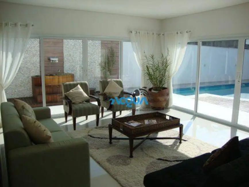 Sobrado com 5 quartos à venda, 750m2 em Acapulco, Guaruja - SP - imagem 3 Foto 3 de Sobrado com 5 quartos à venda, 750m2 em Acapulco, Guaruja - SP