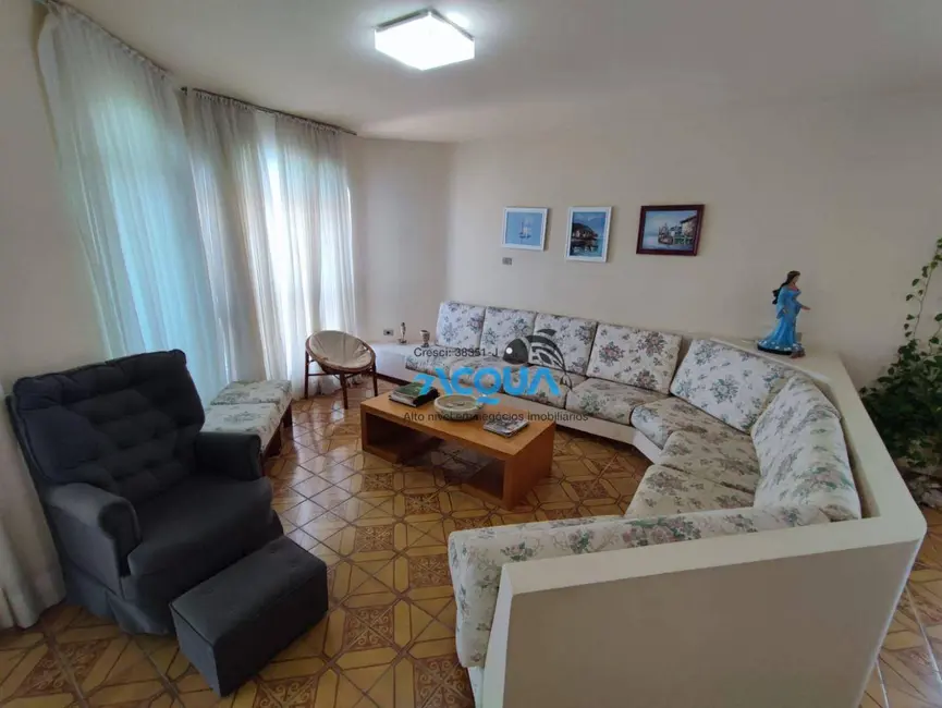 Apartamento com 3 quartos à venda, 220m2 em Guaruja - SP - imagem 4 Foto 4 de Apartamento com 3 quartos à venda, 220m2 em Guaruja - SP