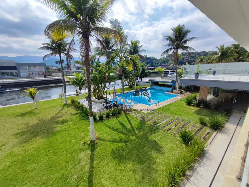 Sobrado com 6 quartos à venda, 1500m2 em Guaruja - SP - imagem 6 Foto 6 de Sobrado com 6 quartos à venda, 1500m2 em Guaruja - SP