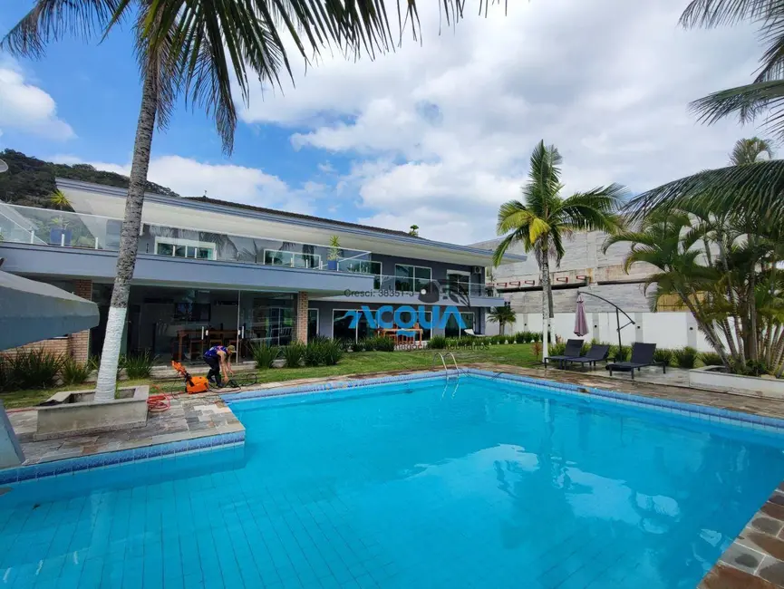 Sobrado com 6 quartos à venda, 1500m2 em Guaruja - SP - imagem 1 Foto 1 de Sobrado com 6 quartos à venda, 1500m2 em Guaruja - SP