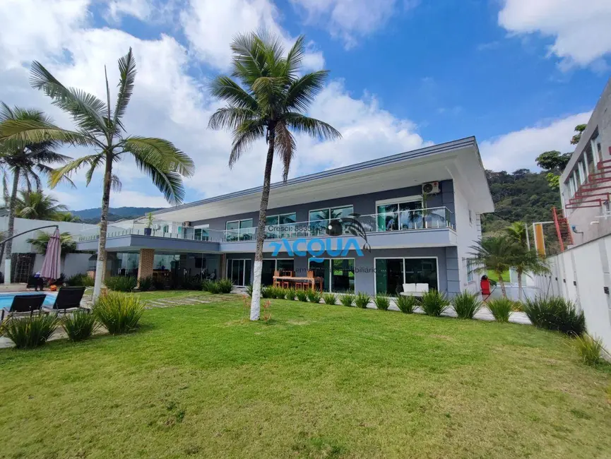 Sobrado com 6 quartos à venda, 1500m2 em Guaruja - SP - imagem 2 Foto 2 de Sobrado com 6 quartos à venda, 1500m2 em Guaruja - SP