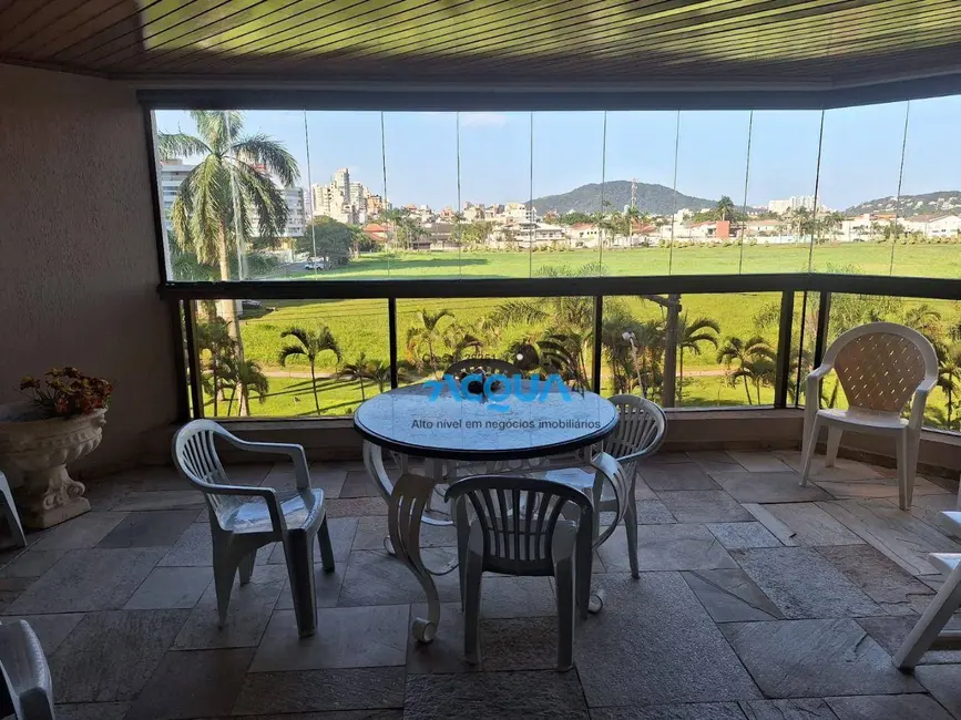 Foto 2 de Apartamento com 3 quartos à venda, 273m2 em Guaruja - SP