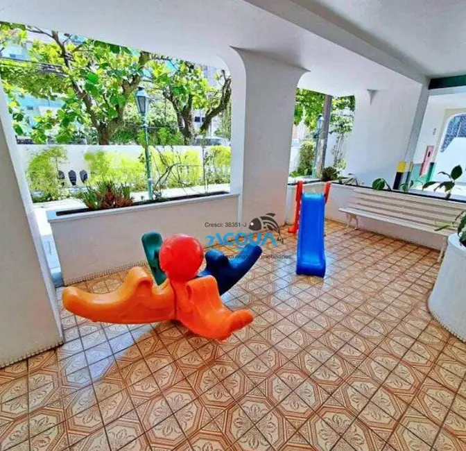 Foto 9 de Apartamento com 2 quartos à venda, 98m2 em Jardim Três Marias, Guaruja - SP