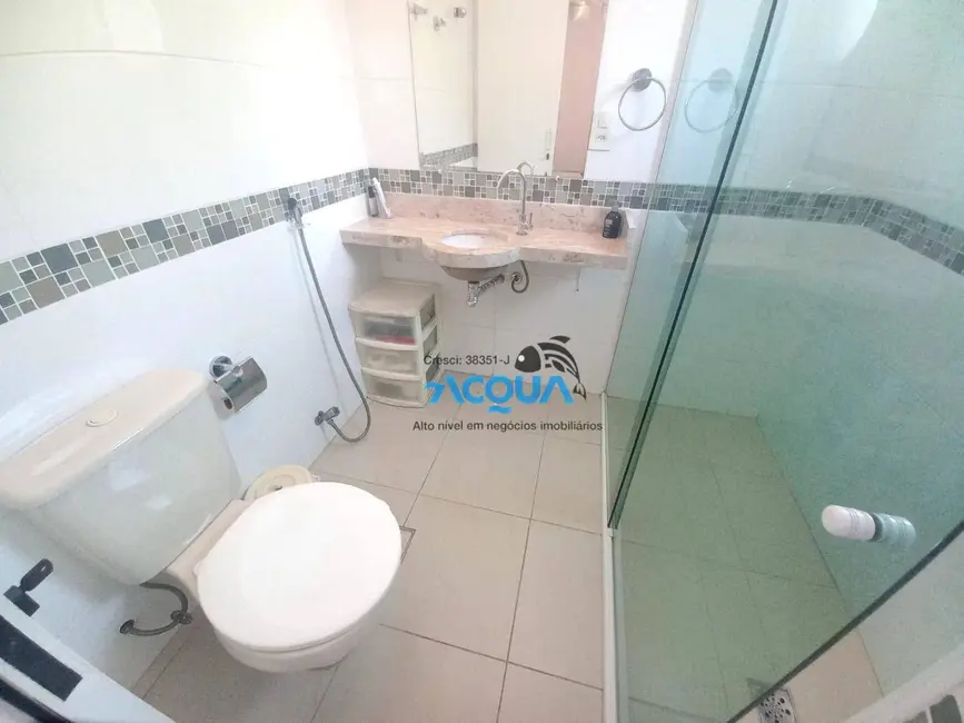 Foto 6 de Apartamento com 2 quartos à venda, 98m2 em Jardim Três Marias, Guaruja - SP