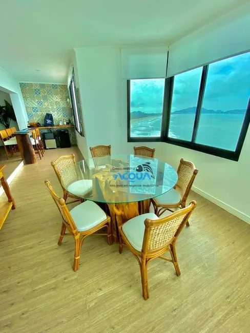 Apartamento com 4 quartos à venda, 235m2 em Guaruja - SP - imagem 9 Foto 9 de Apartamento com 4 quartos à venda, 235m2 em Guaruja - SP