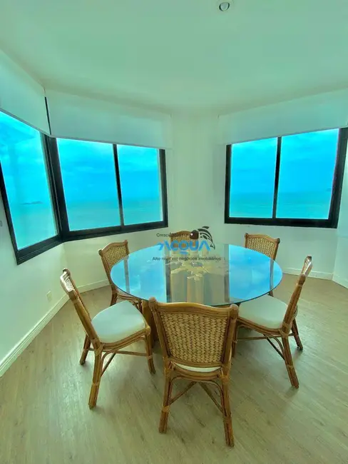 Apartamento com 4 quartos à venda, 235m2 em Guaruja - SP - imagem 1 Foto 1 de Apartamento com 4 quartos à venda, 235m2 em Guaruja - SP