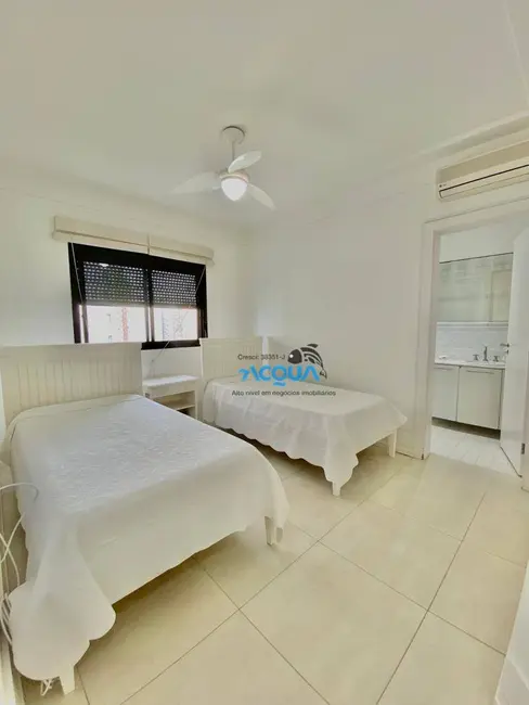 Apartamento com 4 quartos à venda, 235m2 em Guaruja - SP - imagem 8 Foto 8 de Apartamento com 4 quartos à venda, 235m2 em Guaruja - SP