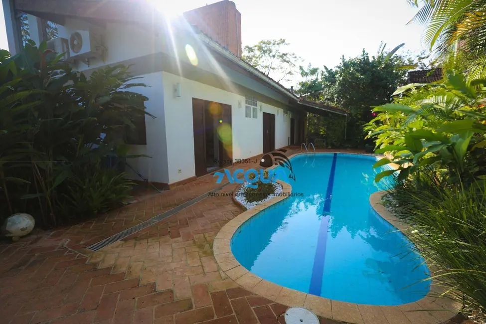 Casa de Condomínio com 4 quartos à venda, 771m2 em Balneário Praia do Pernambuco, Guaruja - SP - imagem 7 Foto 7 de Casa de Condomínio com 4 quartos à venda, 771m2 em Balneário Praia do Pernambuco, Guaruja - SP