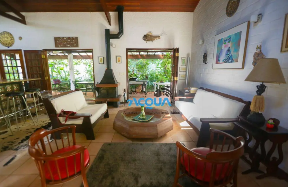 Casa de Condomínio com 4 quartos à venda, 771m2 em Balneário Praia do Pernambuco, Guaruja - SP - imagem 5 Foto 5 de Casa de Condomínio com 4 quartos à venda, 771m2 em Balneário Praia do Pernambuco, Guaruja - SP