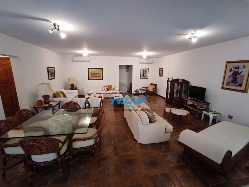 Apartamento com 4 quartos à venda, 210m2 em Guaruja - SP - imagem 3 Foto 3 de Apartamento com 4 quartos à venda, 210m2 em Guaruja - SP